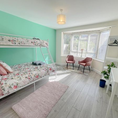 Large 3 Bedroom & 2 Bath - Ground Floor With Parking 본머스 외부 사진