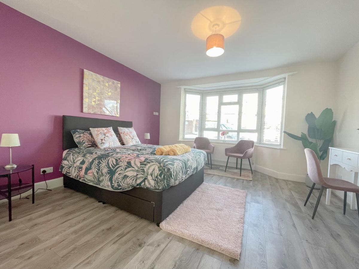 Large 3 Bedroom & 2 Bath - Ground Floor With Parking 본머스 외부 사진